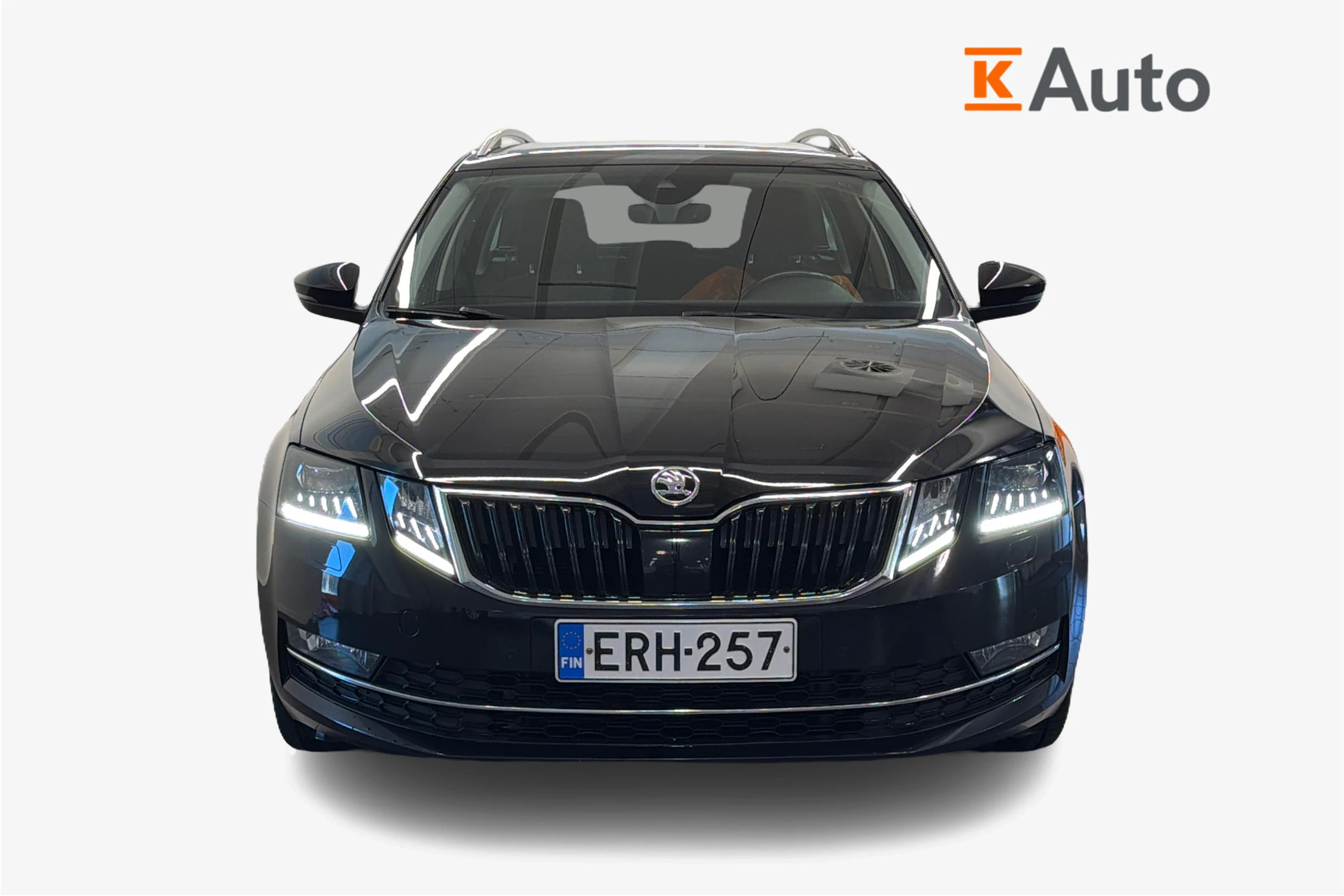 musta Skoda Octavia 2019 kuva 4.