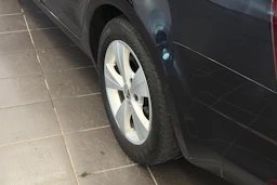 musta Skoda Octavia 2019 kuva 9.