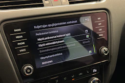 musta Skoda Octavia 2019 kuva 29.