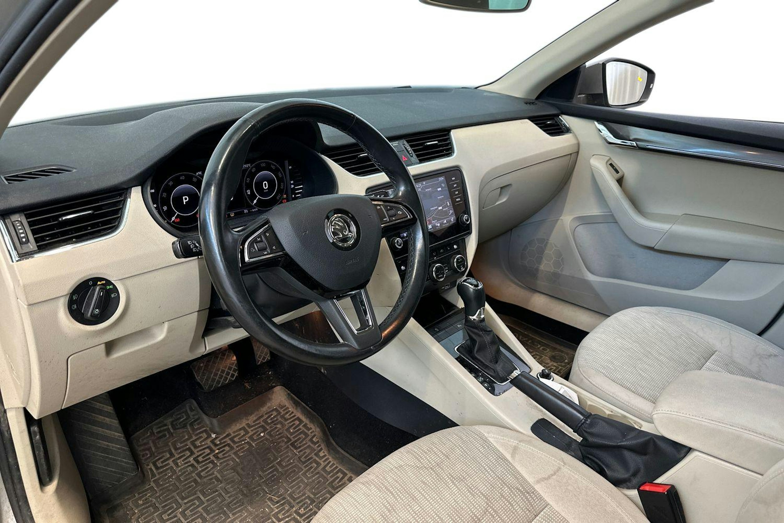 met. ruskea (beige) Skoda Octavia 2019 kuva 3.