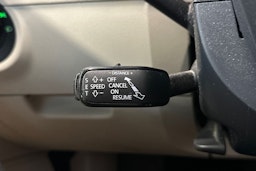 met. ruskea (beige) Skoda Octavia 2019 kuva 22.