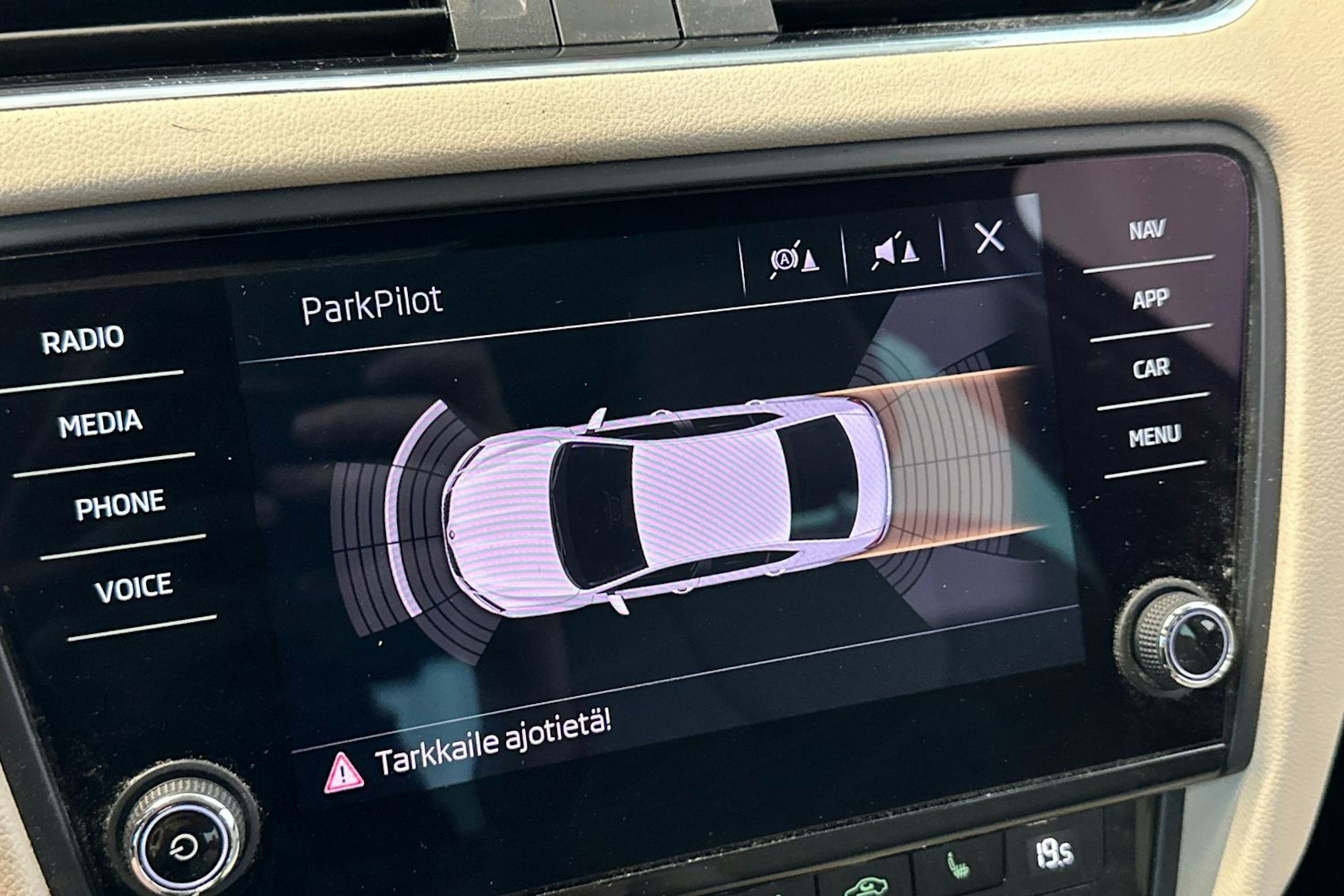 met. ruskea (beige) Skoda Octavia 2019 kuva 29.
