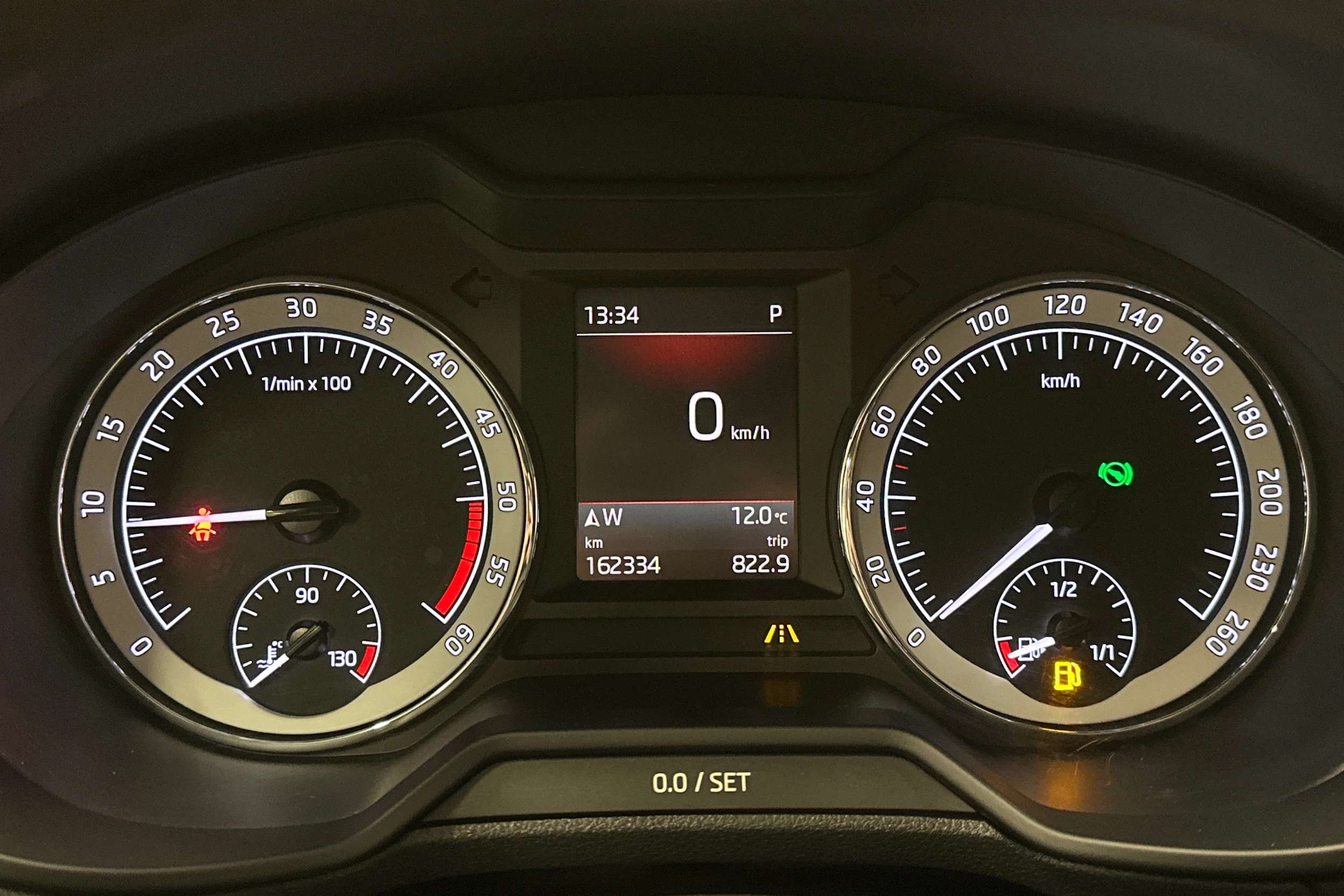 sininen Skoda Octavia 2019 kuva 19.