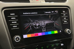 sininen Skoda Octavia 2019 kuva 25.