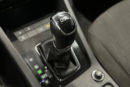 sininen Skoda Octavia 2019 kuva 30.