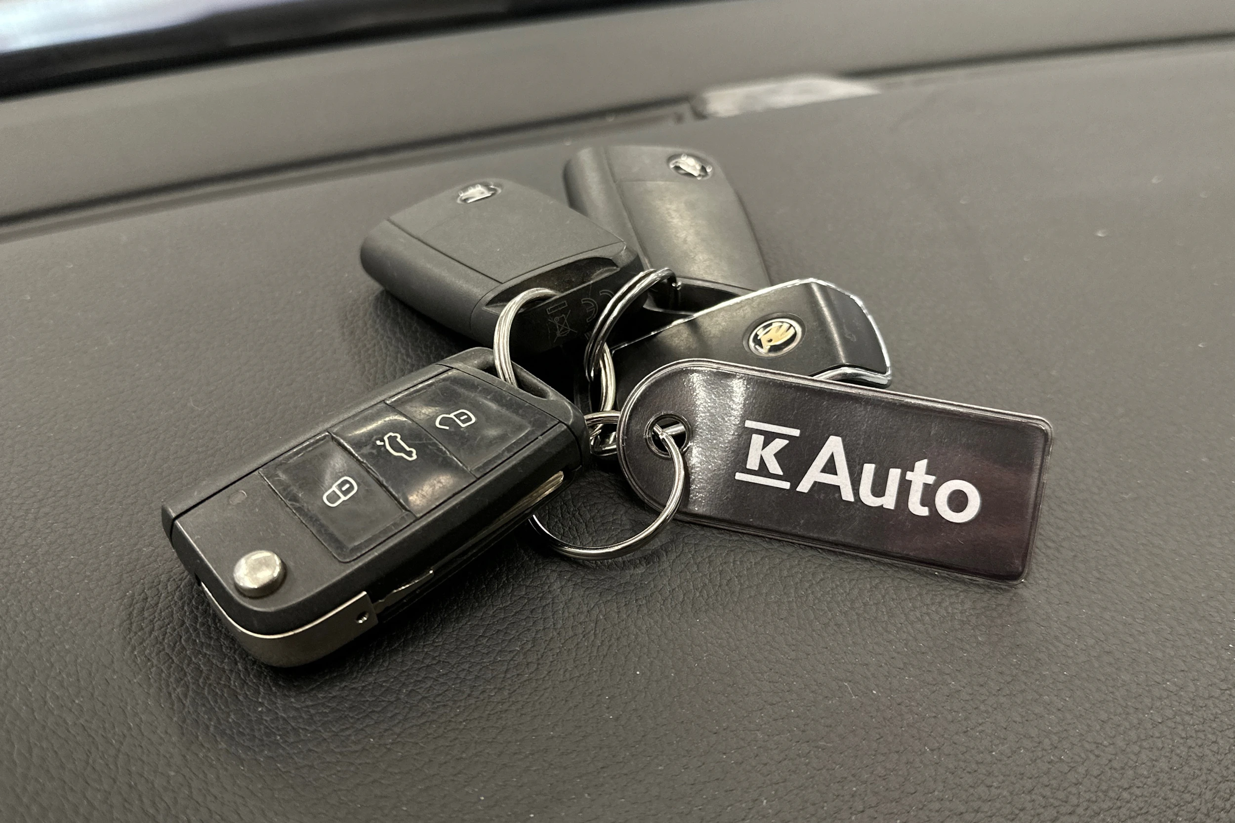 sininen Skoda Octavia 2019 kuva 31.