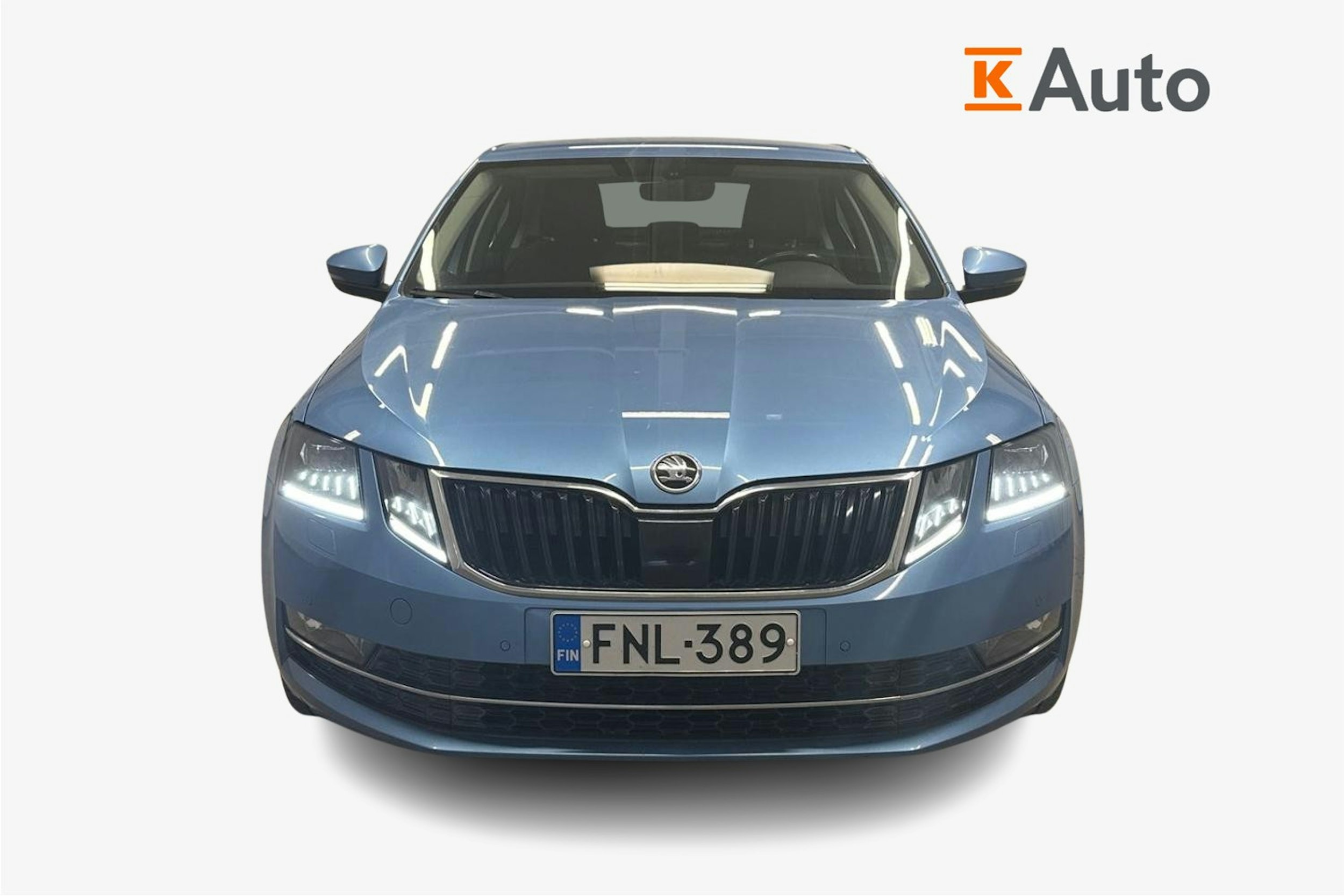 sininen Skoda Octavia 2019 kuva 5.
