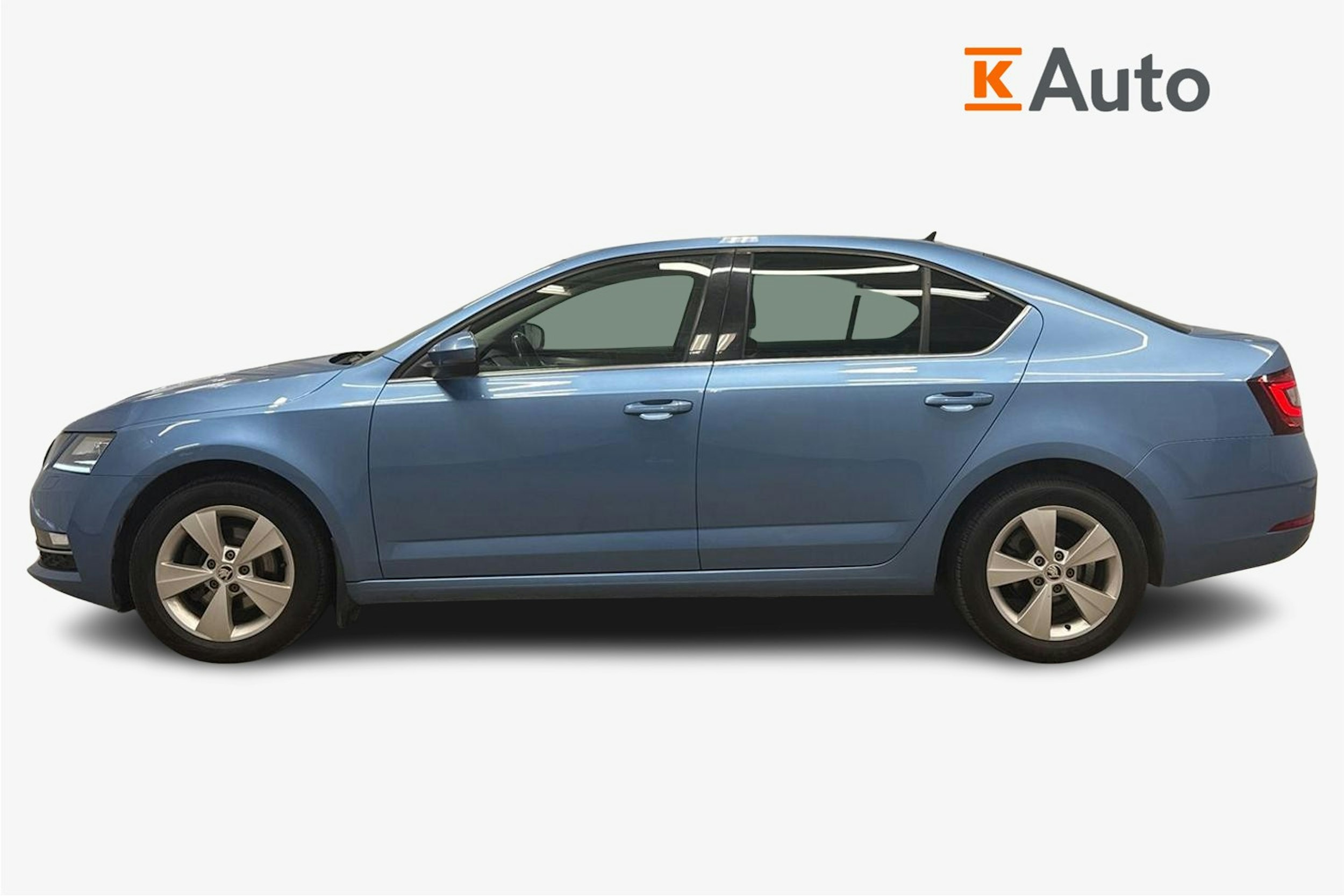 sininen Skoda Octavia 2019 kuva 6.