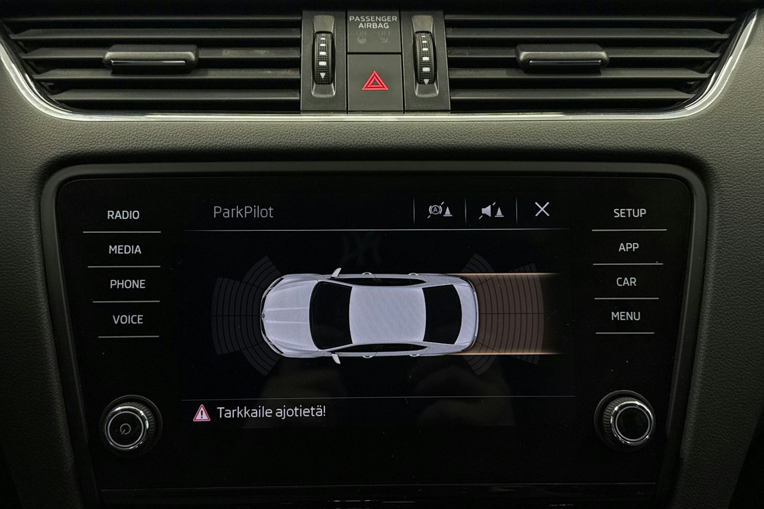 sininen Skoda Octavia 2019 kuva 19.