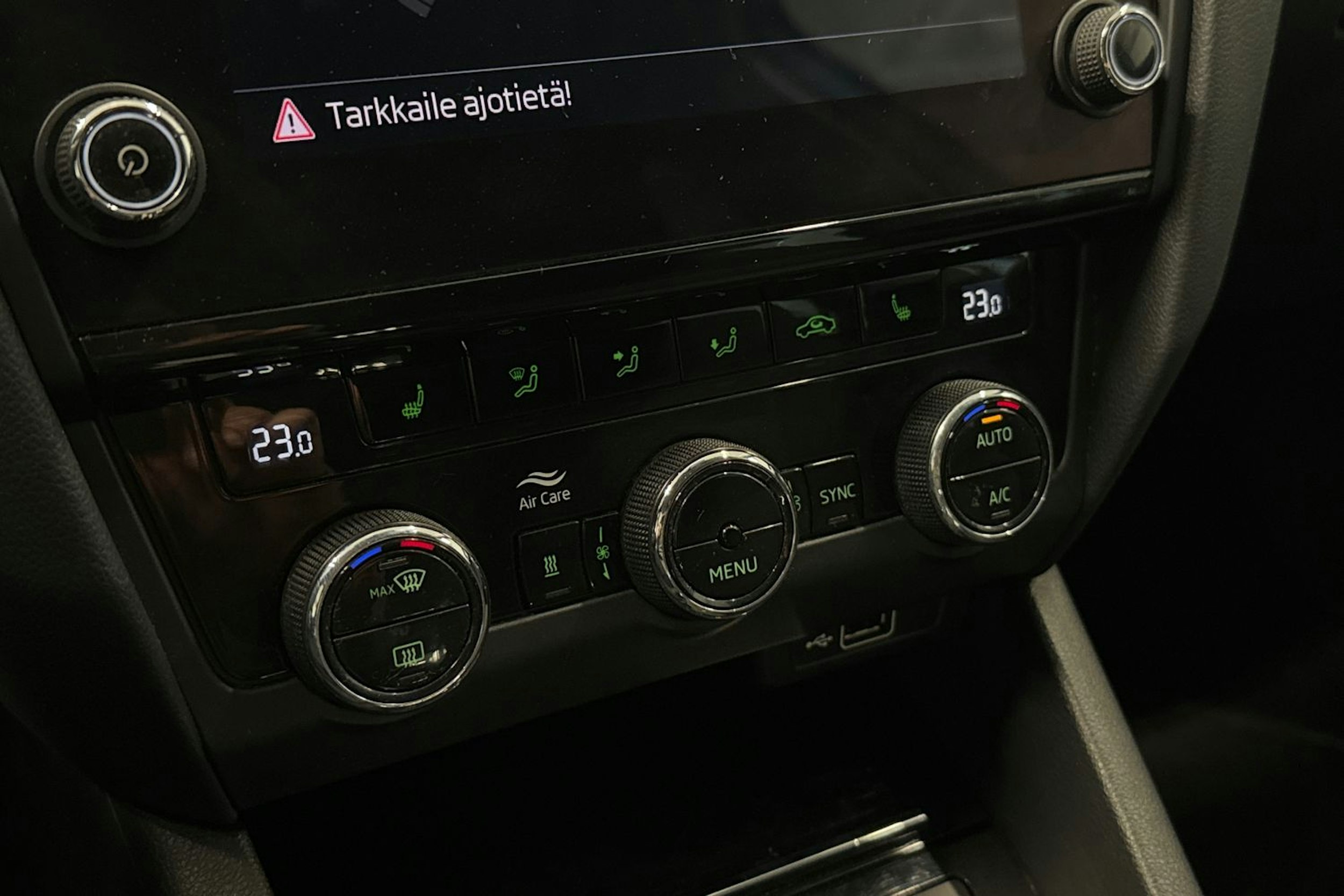 sininen Skoda Octavia 2019 kuva 20.