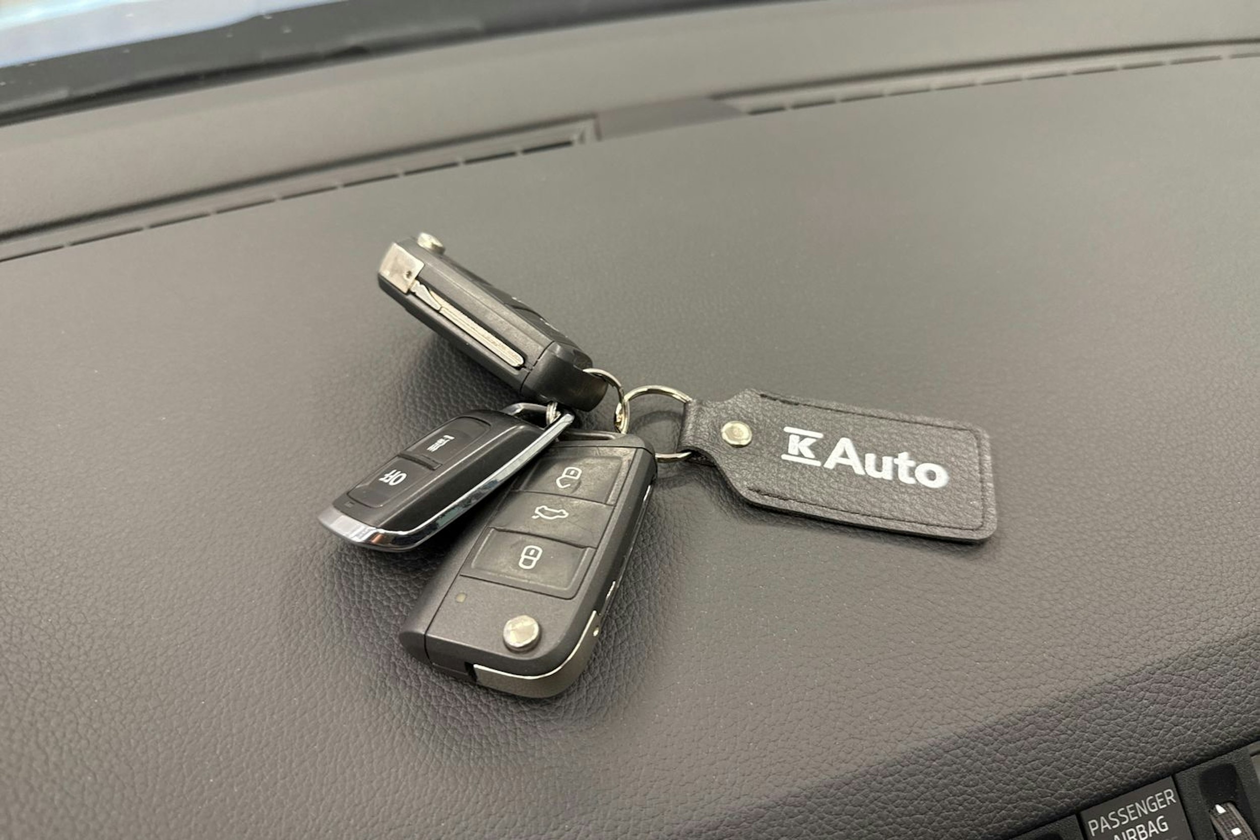 sininen Skoda Octavia 2019 kuva 24.