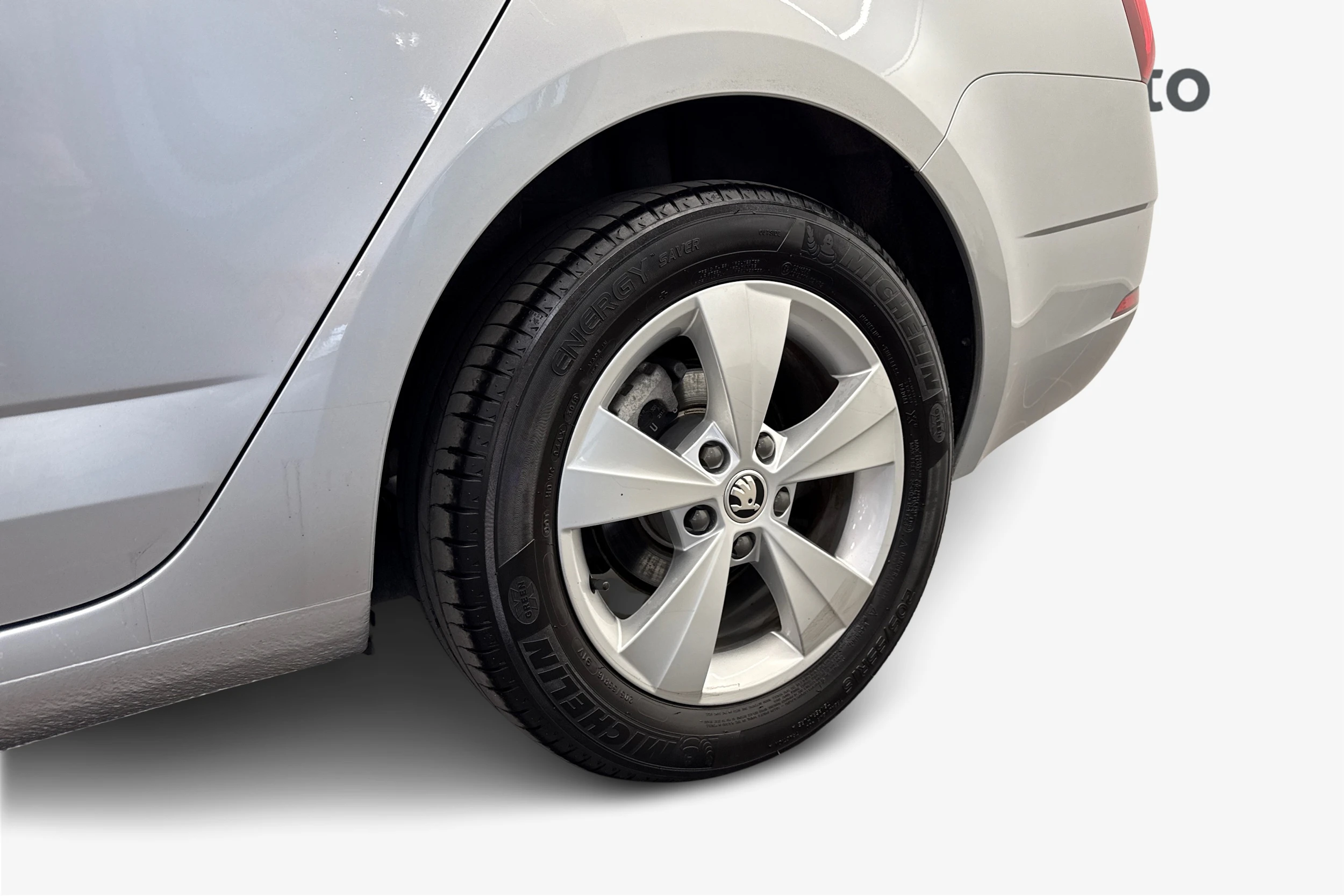 harmaa Skoda Octavia 2019 kuva 12.
