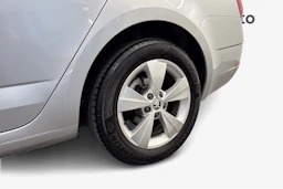 harmaa Skoda Octavia 2019 kuva 12.