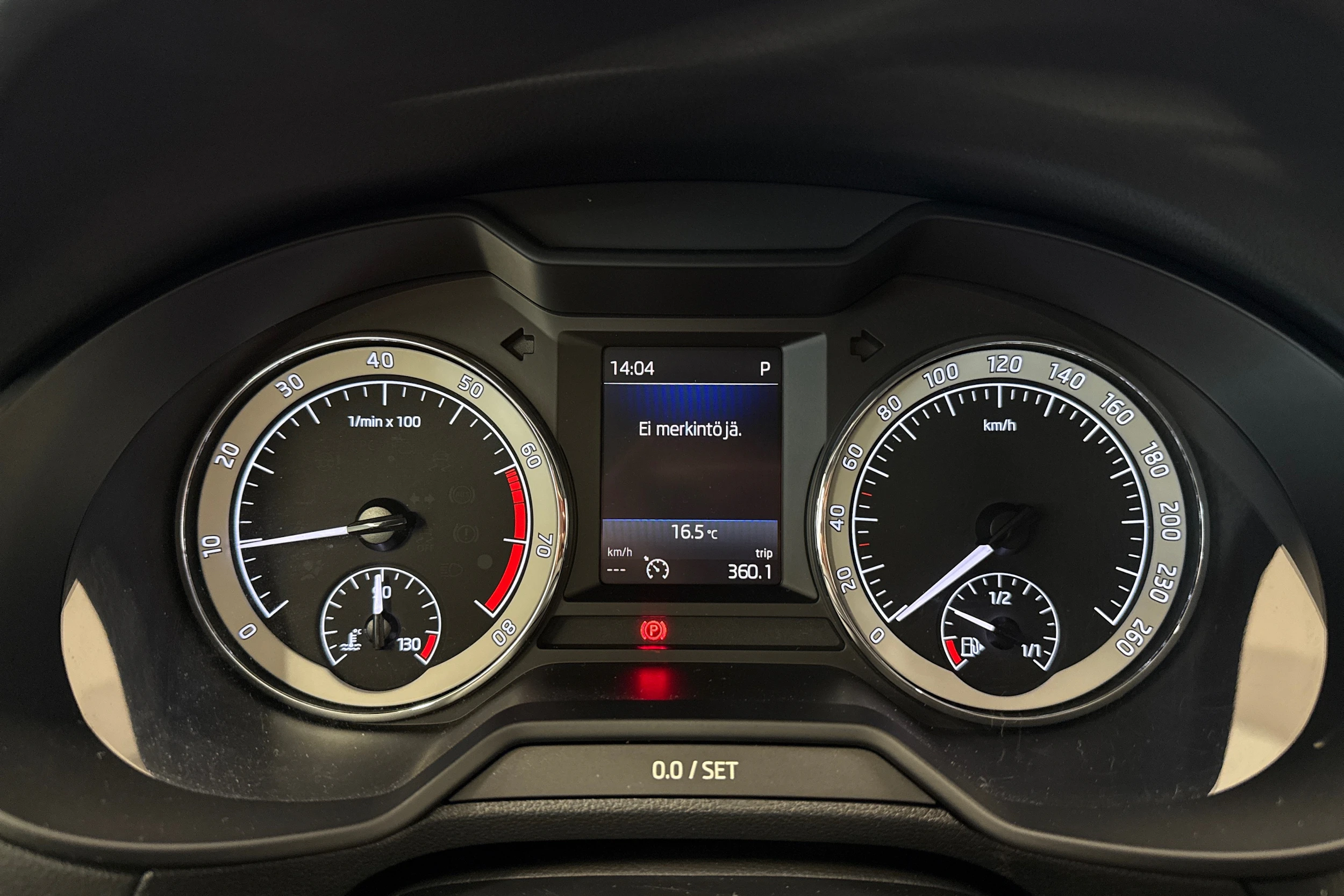 harmaa Skoda Octavia 2019 kuva 20.