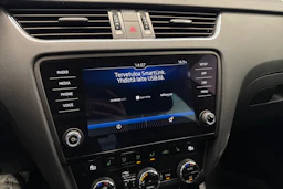 harmaa Skoda Octavia 2019 kuva 31.