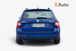 sininen Skoda Octavia 2019 kuva 4.