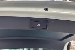 valkoinen Skoda Octavia 2020 kuva 14.