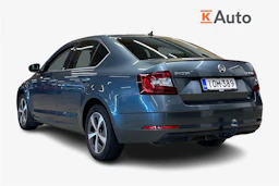 harmaa Skoda Octavia 2019 kuva 2.