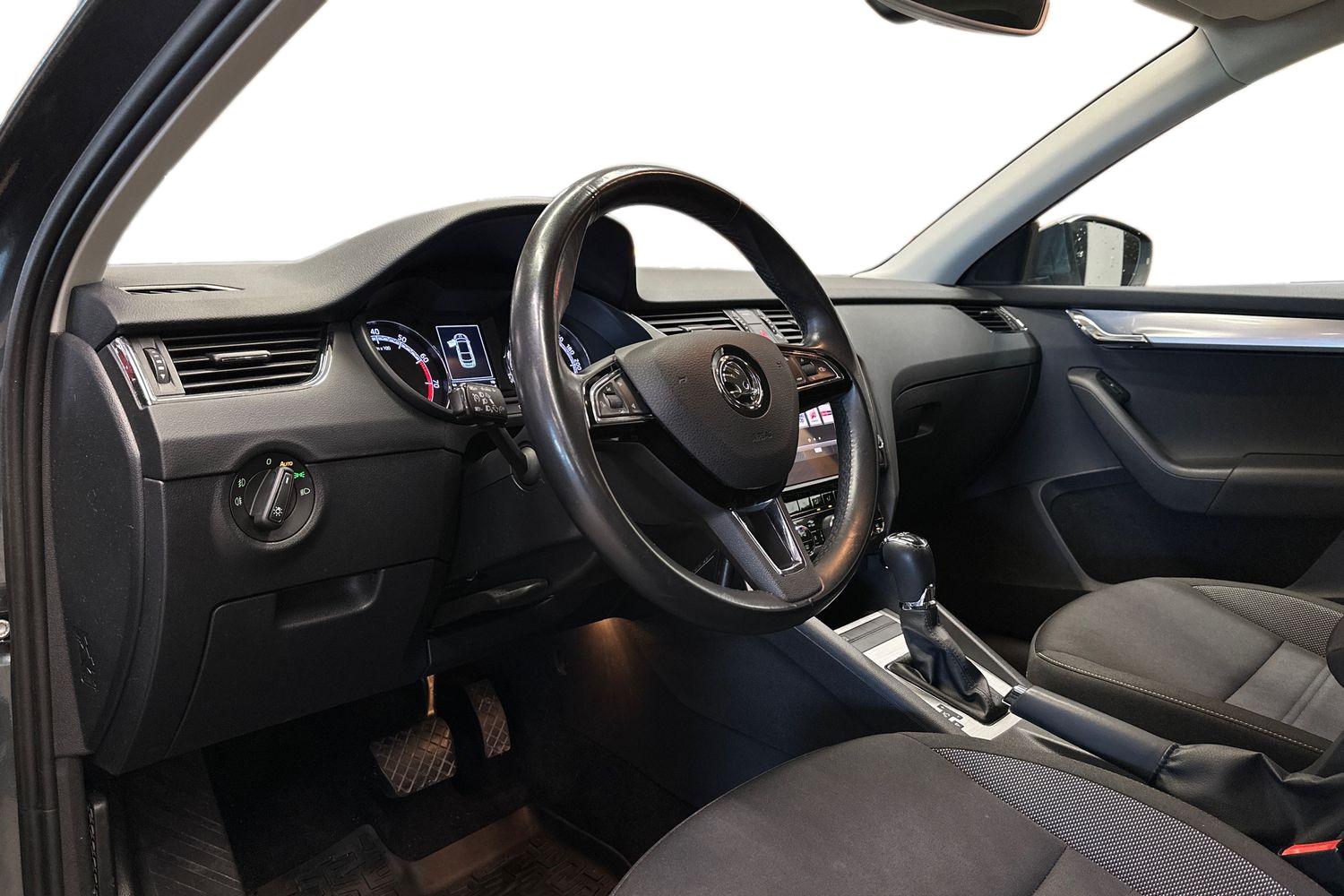 Skoda Octavia 2019, kuva 6/23