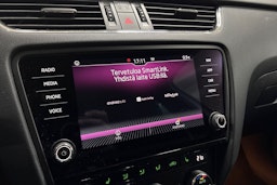 Valkoinen Skoda OCTAVIA 2019 kuva 20.