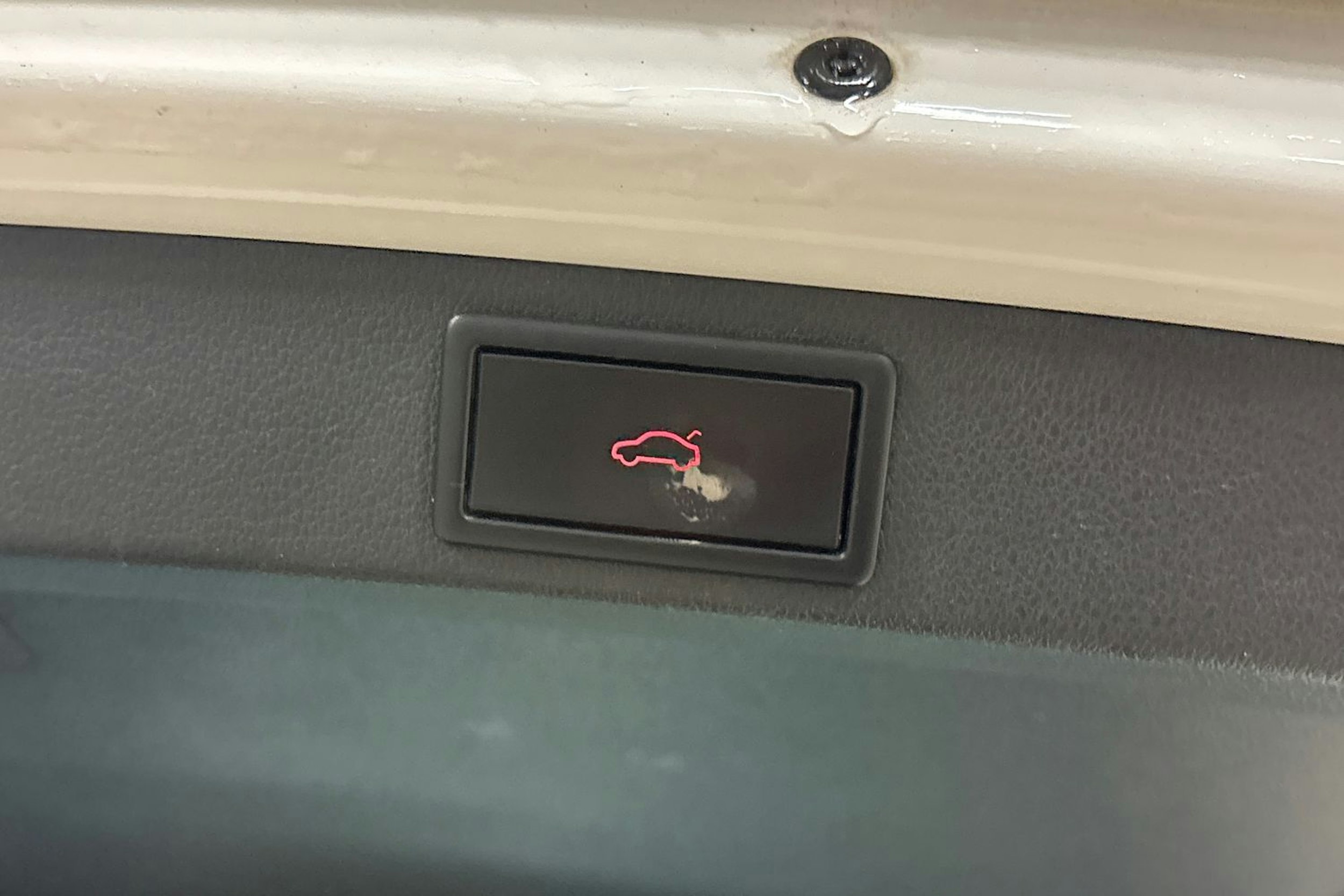 Valkoinen Skoda OCTAVIA 2019 kuva 33.