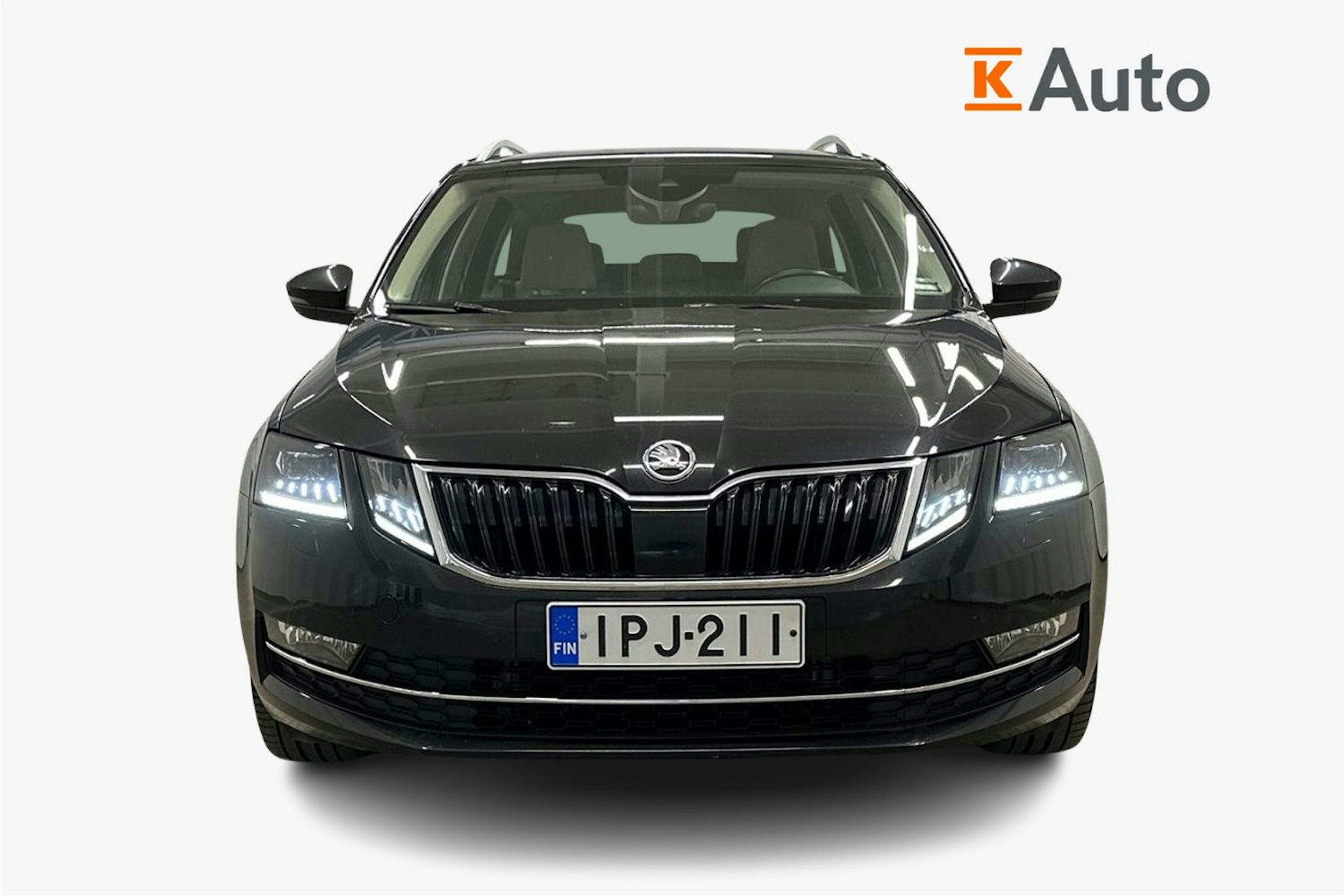 musta Skoda Octavia 2019 kuva 5.