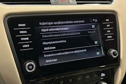musta Skoda Octavia 2019 kuva 29.