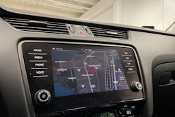 sininen Skoda Octavia 2020 kuva 19.