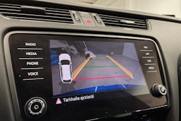 sininen Skoda Octavia 2020 kuva 22.