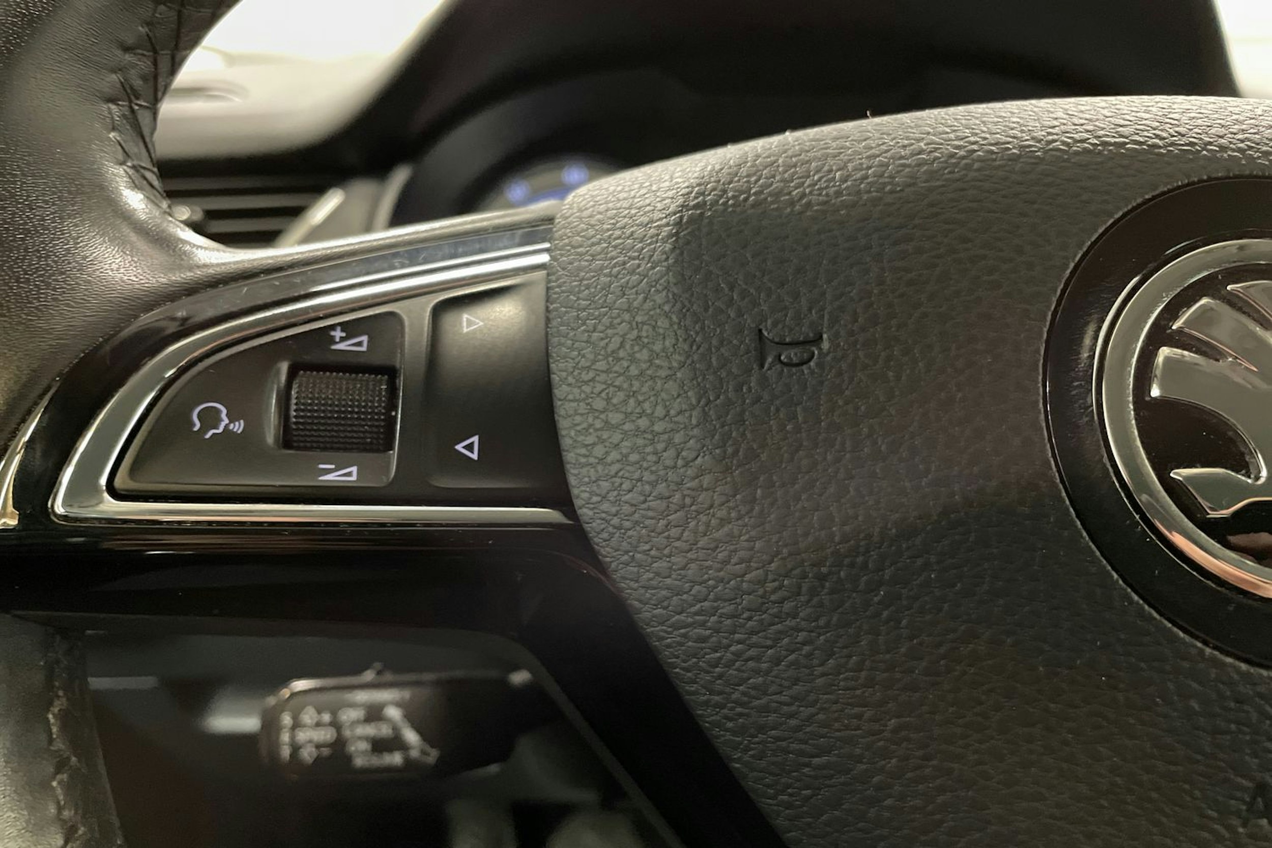 sininen Skoda Octavia 2020 kuva 25.