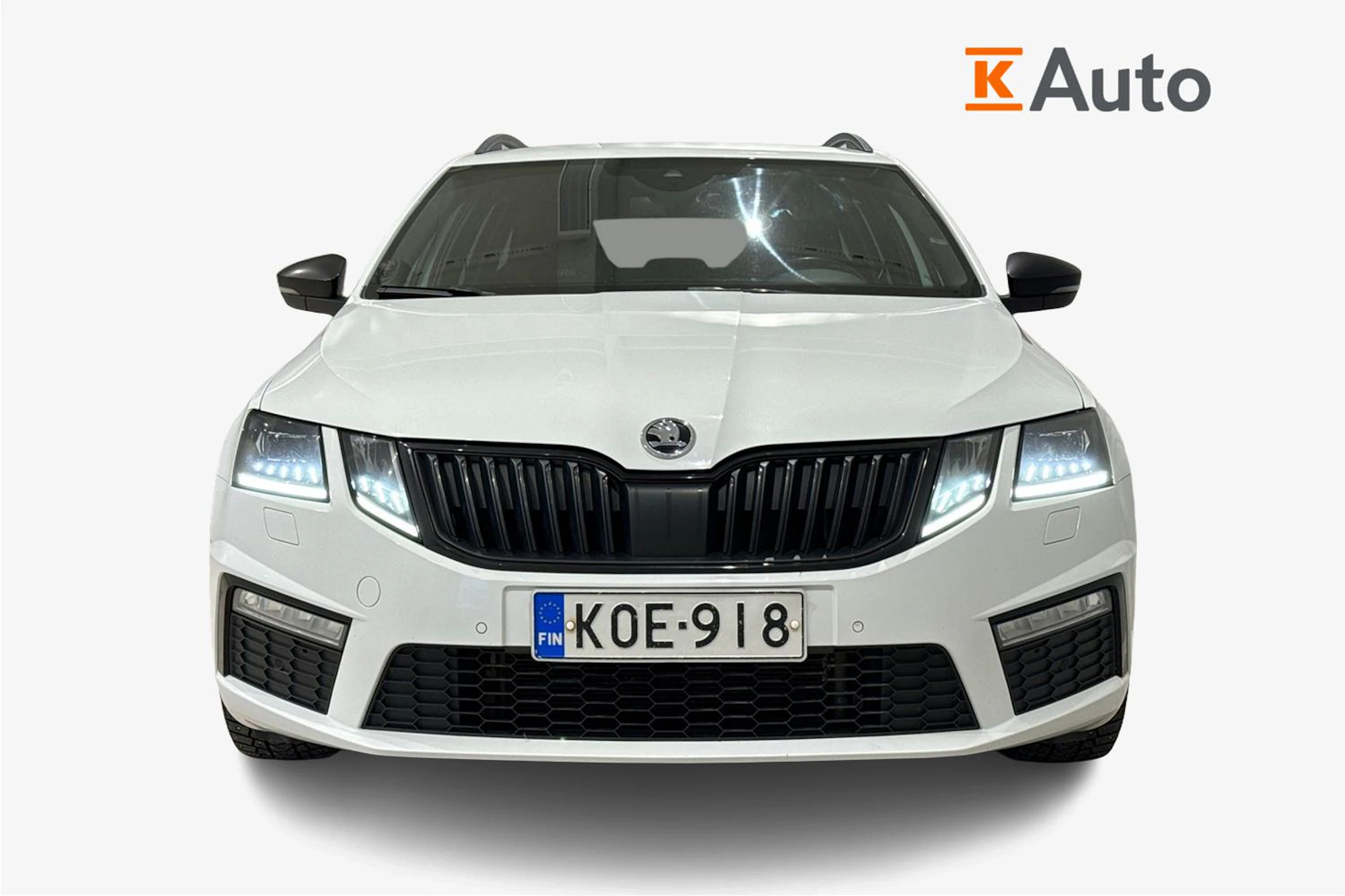 valkoinen Skoda Octavia 2019 kuva 38.