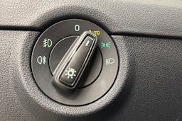 musta Skoda Octavia 2019 kuva 17.