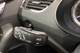 musta Skoda Octavia 2019 kuva 20.