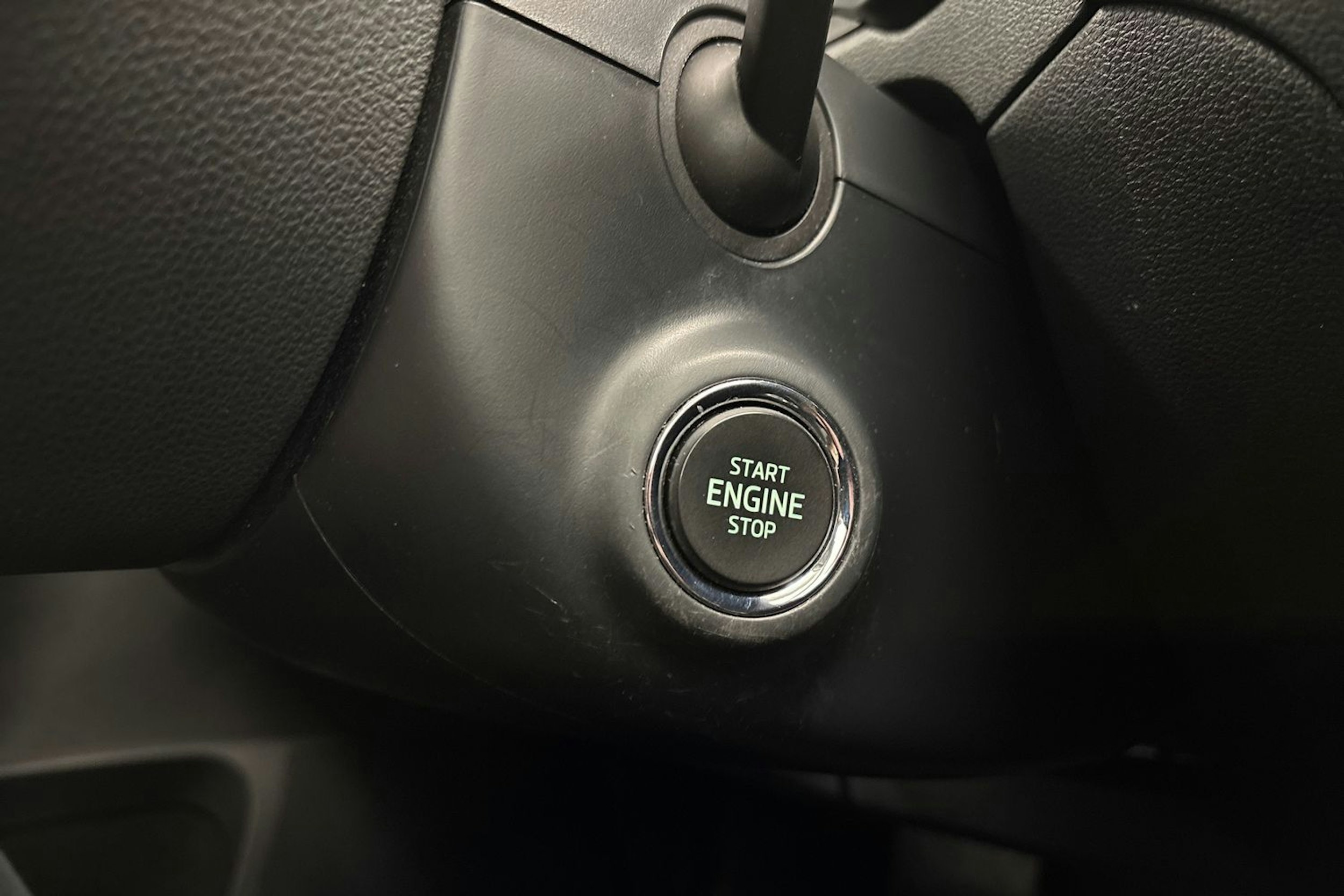 musta Skoda Octavia 2019 kuva 21.