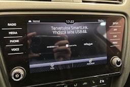 musta Skoda Octavia 2019 kuva 26.