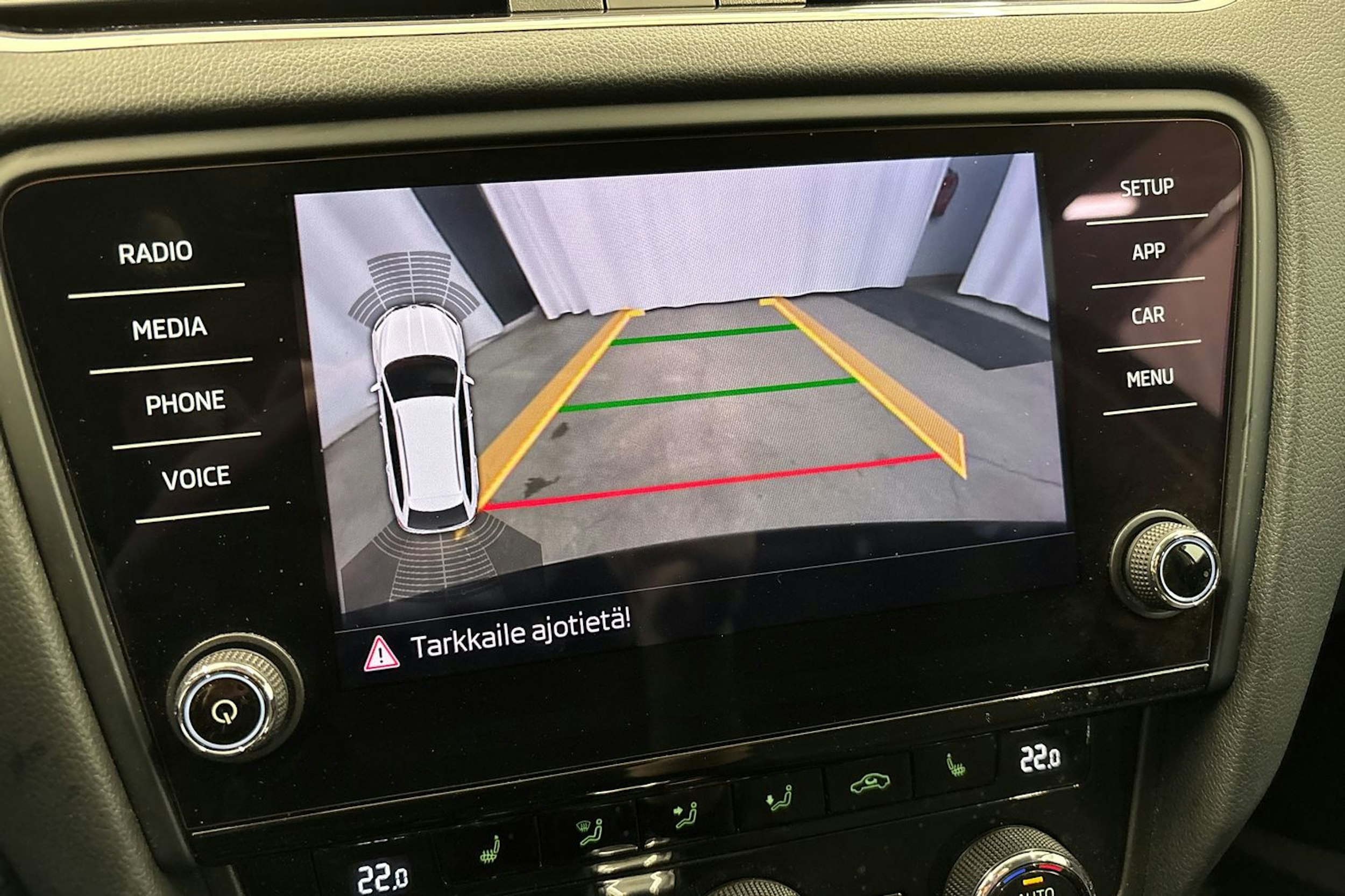 musta Skoda Octavia 2019 kuva 28.