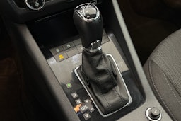 valkoinen Skoda Octavia 2019 kuva 19.
