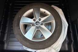 ruskea (beige) Skoda Octavia 2019 kuva 12.