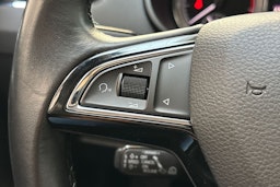 ruskea (beige) Skoda Octavia 2019 kuva 18.