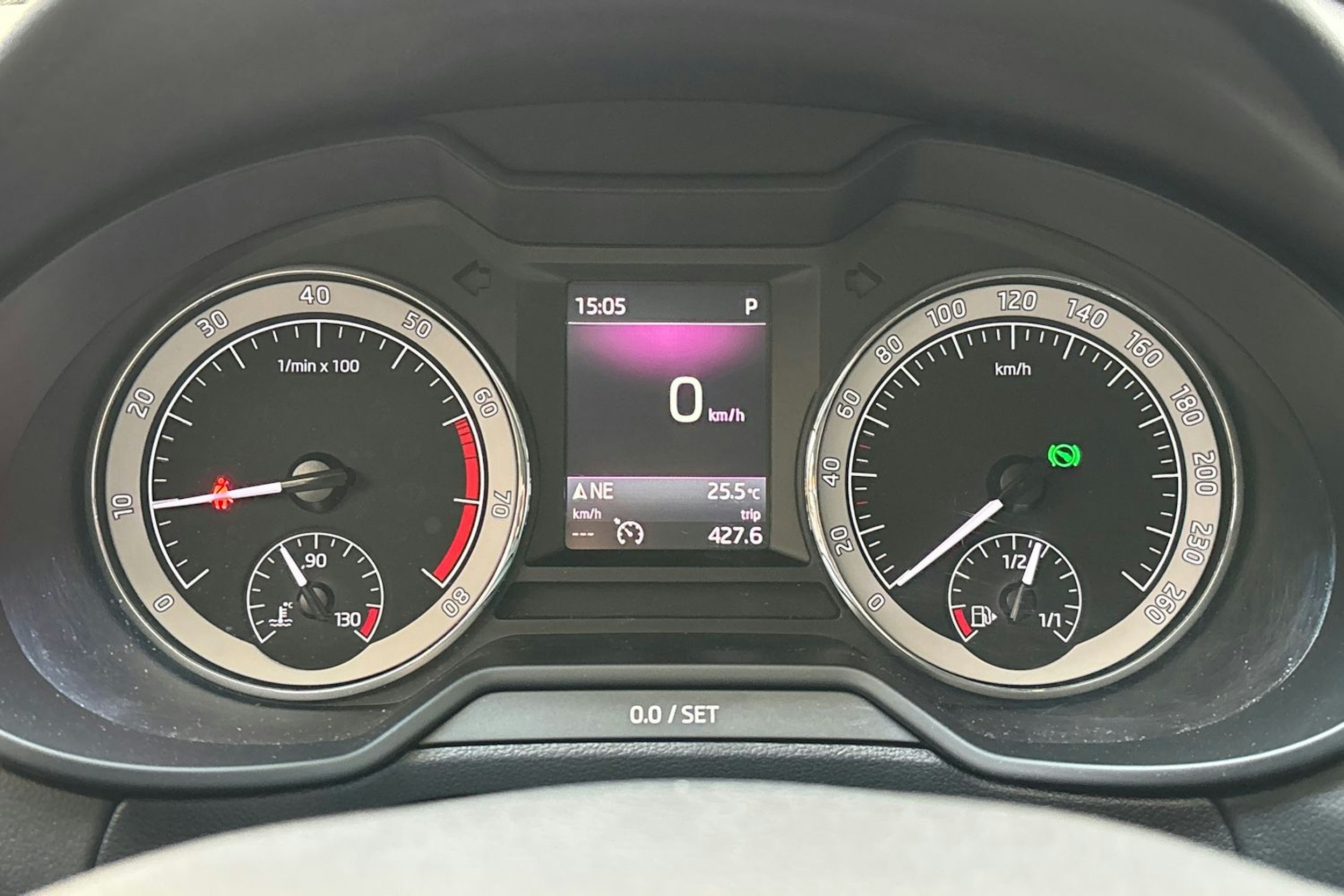 ruskea (beige) Skoda Octavia 2019 kuva 22.