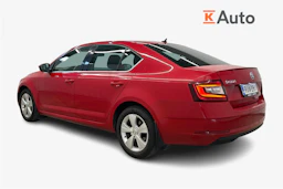 punainen Skoda Octavia 2019 kuva 2.
