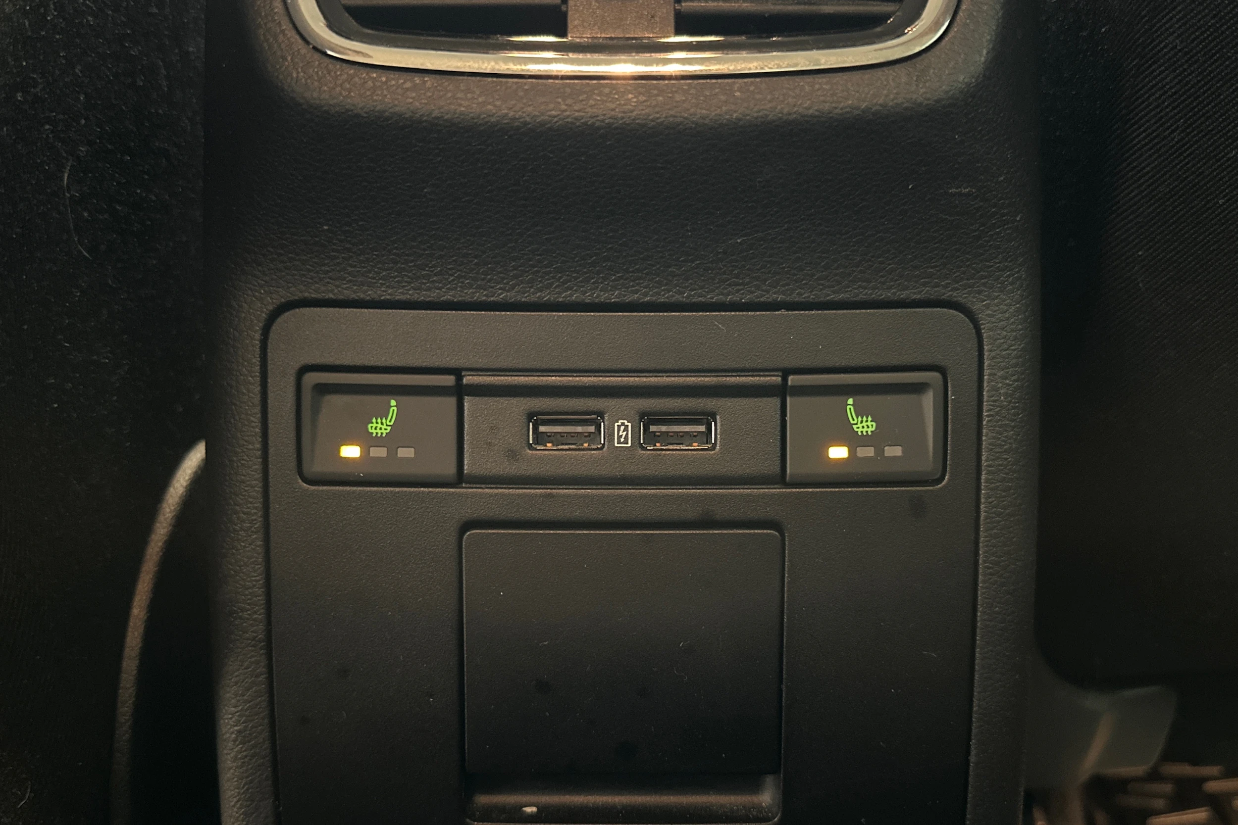 punainen Skoda Octavia 2019 kuva 24.