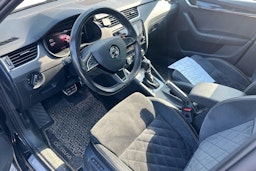 musta Skoda Octavia 2019 kuva 3.