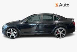 musta Skoda Octavia 2019 kuva 6.