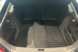 musta Skoda Octavia 2019 kuva 21.