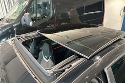 musta Skoda Octavia 2019 kuva 25.