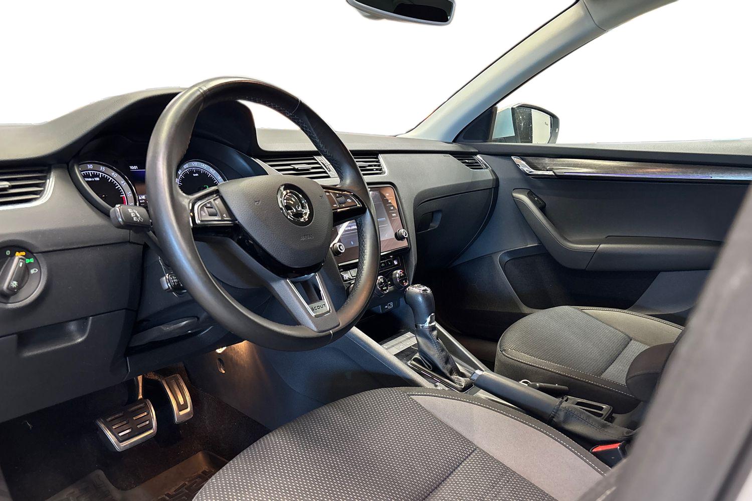 Skoda Octavia 2019, kuva 6/30