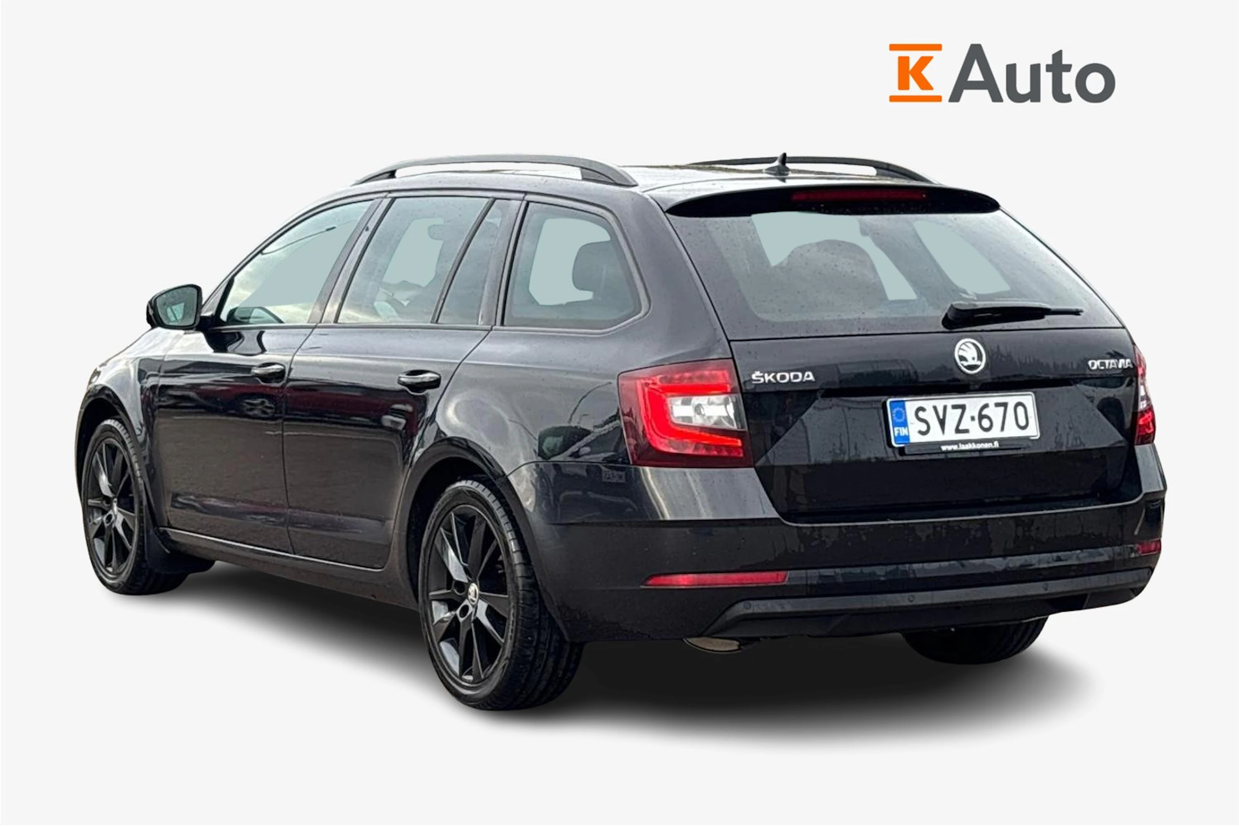 musta Skoda Octavia 2019 kuva 2.