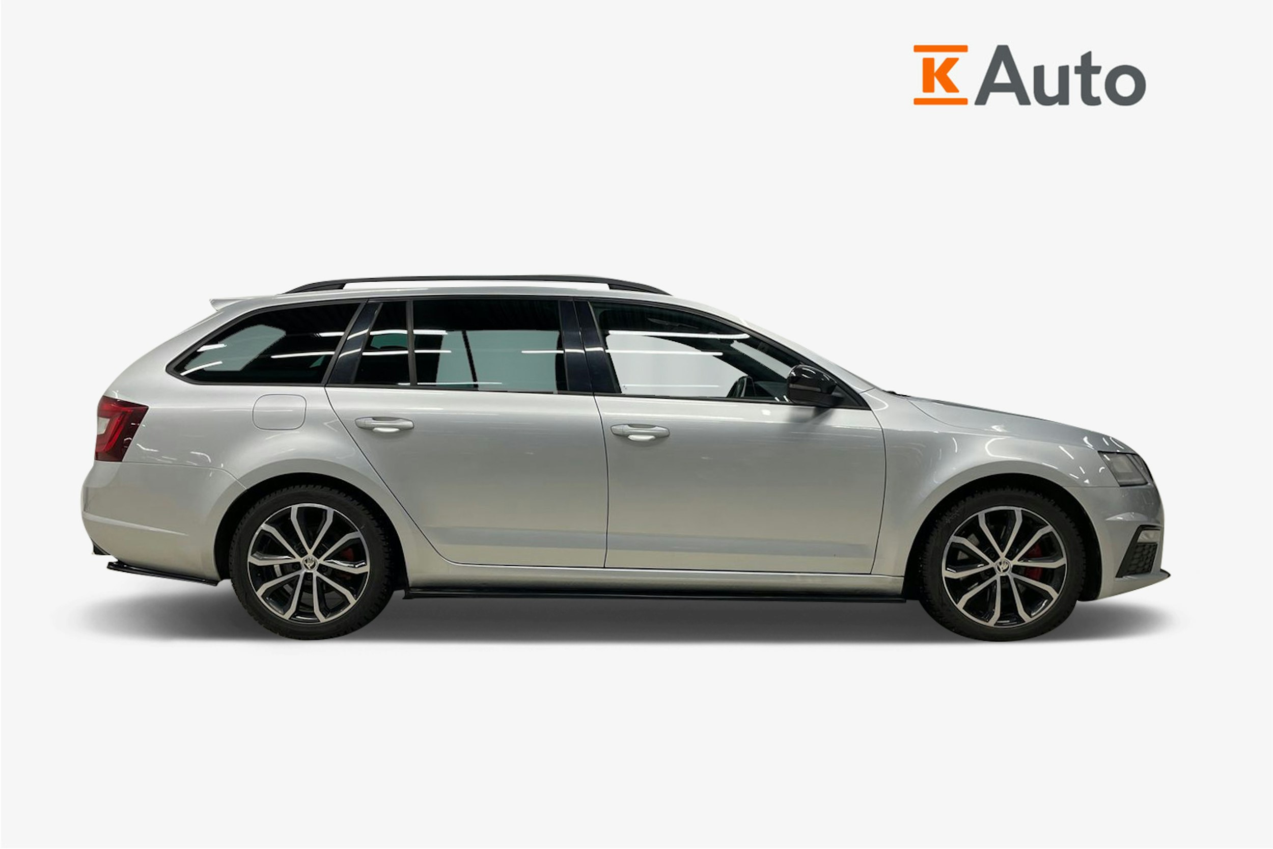 Harmaa Skoda OCTAVIA 2019 kuva 5.