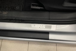 Harmaa Skoda OCTAVIA 2019 kuva 19.